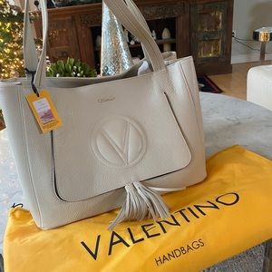 BNWT VALENTINO CREAM OLLIE BAG